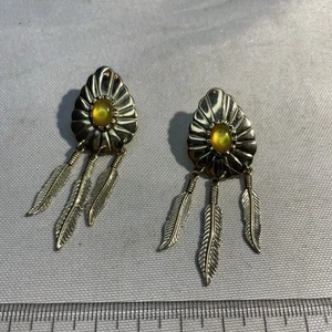 Vintage Southwestern Dangle Earrings Feathers Yellow Cabochon Boho Style - Picture 1 of 2