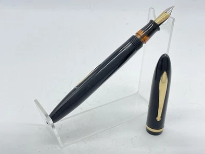 1940s SHEAFFER Craftsman Black Gold Feather Touch 5 Nib Lever Fountain Pen - Image 1 of 4