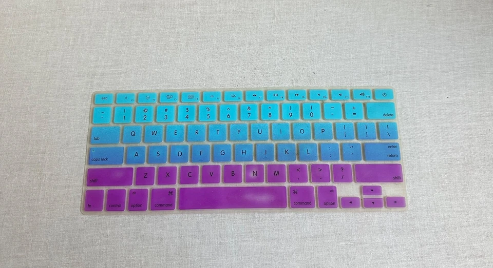 TopCase Faded Ombre Light Blue & Purple Silicone Keyboard Cover Skin MacBook Pro - Image 1 of 3