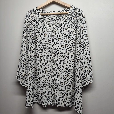 Rose + Olive 束腰上衣女式 3X 码奶油色豹纹长袖休闲 Modest — 第 1/4 张图片