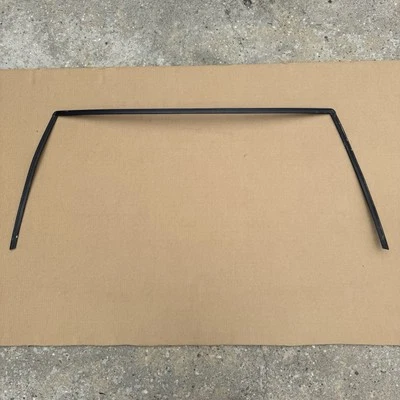 87-93 Mustang Exterior Windshield Glass Trim Molding Front 1987-1993 OEM 555 - Image 1 of 4