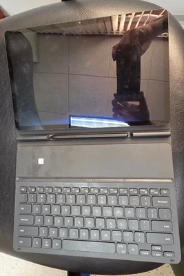 Samsung Galaxy Tab S8+  512GB, 16GB RAM - 12.4" - Wi-Fi - Black SD Card - Image 1 of 4