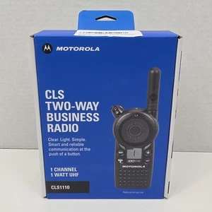 Motorola CLS Two-Way Buissness Radio, CLS1110, 1 Channel, 1 Watt UHF, Black, New - Picture 1 of 7