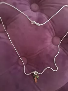 Chain With Pendant - Picture 1 of 2