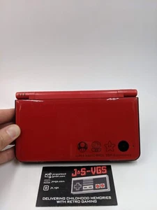 N3DSC - Nintendo DSi XL - Super Mario Bros. 25th Anniversary Edition Red - Imagen 1 de 15