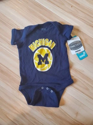 Michigan Wolverines Baby Shirt Size 0-3 Months - Image 1 of 2
