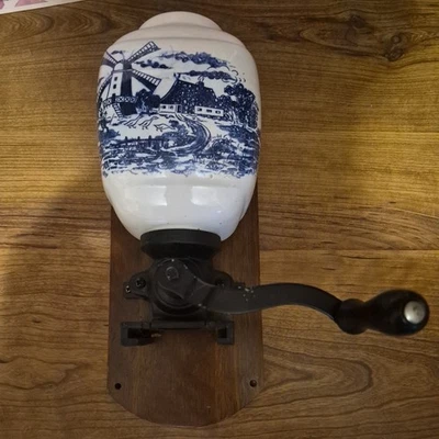 Molino de viento de porcelana de montaje en pared vintage holandés AZUL DELFT café MiLL Foto 1 de 4