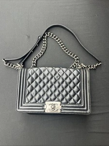 Authentic CHANEL Boy Chanel Shoulder bag Luxury - Picture 1 of 11