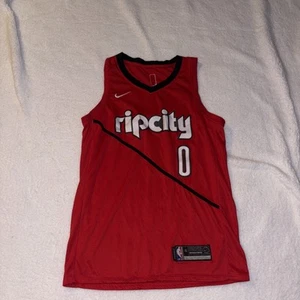 Nike Rip City Damian Lillard Swingman Trikot Größe 48 - Bild 1 von 2
