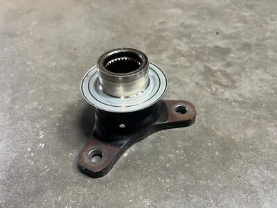 2007 2008 Infiniti G35 HR Sedan Rear Differential Pinion Flange OEM 5124 - Image 1 of 4