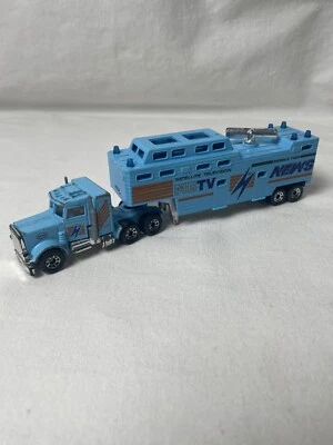 Matchbox 1981 Peterbilt Trailer Satellite Television MBTV News Convoy Cab Blue - Image 1 of 4