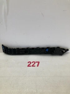 Soporte de parachoques retenedor trasero pasajero Subaru Forester 14-18 OEM 57707SG080 - Imagen 1 de 12