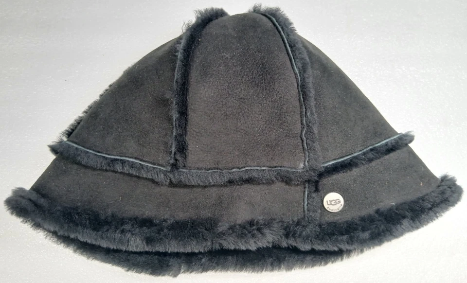 Sombrero de cubo negro de piel de oveja UGG Australia O/S - piel de oveja genuina Foto 1 de 4