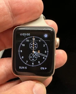 Apple Watch Series 3 - 38mm GPS & cellular - Picture 1 of 5
