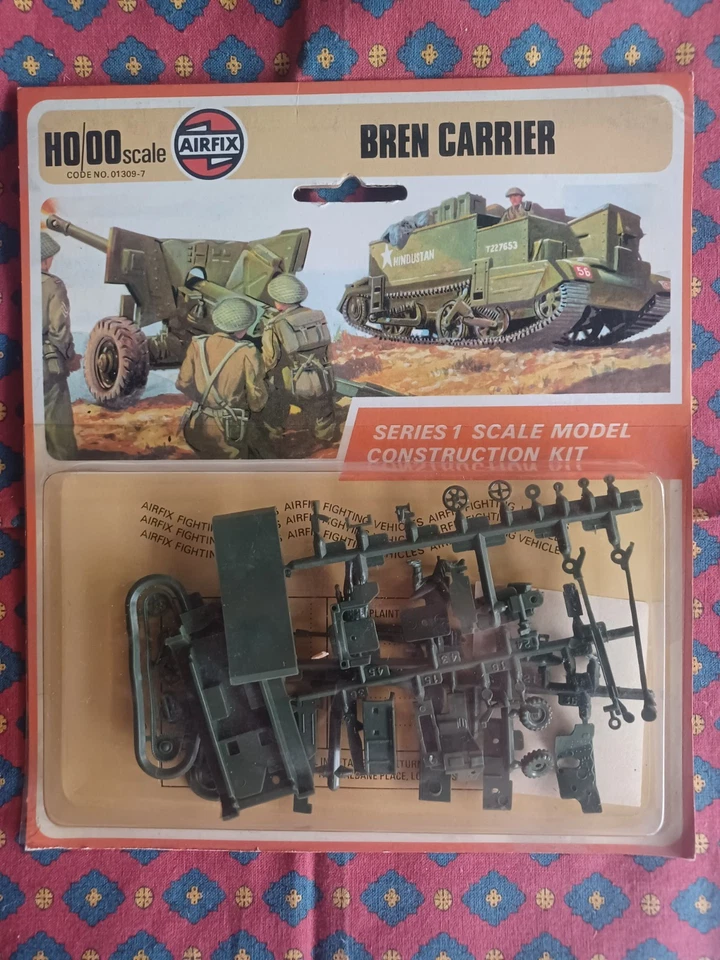 AIRFIX 1309 - Carrier, Universal, Mk II + Gun, AT 6pdr - plastic kit scala  1:76 - Immagine 1 di 1