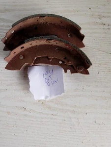 peugeot 104 205 rear brake shoes NOS - Picture 1 of 2