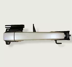 Subaru Impreza WRX Hatch LHD para pasajeros delantero derecho manija de puerta exterior 09-13 - Imagen 1 de 8