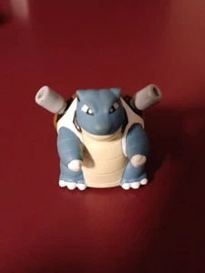 Blastoise 1.75" Mini Figure Slider Roller Ball Pokemon Nintendo Oddzon 1999 (A10 - Picture 1 of 6