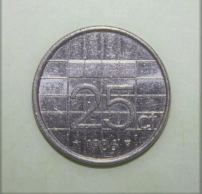 S10 - Netherlands 25 Cents 1986 Almost Uncirculated Coin - Beatrix - Image 1 of 2