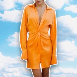 NUEVO CON ETIQUETAS Vestido Camisa Zara Cuello Solapa Torcido Frontal Satinado Talla S Naranja Oficina Sirena - Imagen 1 de 14