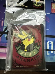 Pokemon World Championships 2025 Anaheim Rockabilly Pikachu Card Sleeves - Bild 1 von 1