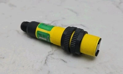 Banner S18SP6FF25Q S18 Series Barrel-Mount Photoelectric Sensor 50561 - Image 1 of 4