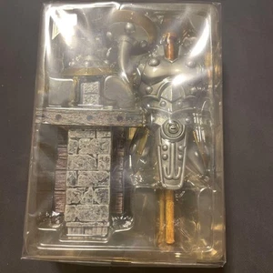 Dragon Quest Figure Metal King Armor Legendary Items Gallery Secret Game - Picture 1 of 2