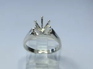 (6x4-7x5mm) Oval Sterling Silver 6-Prong Pre-Notched Ring Setting Size 7 - Picture 1 of 5