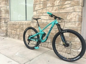 mountain bike - Picture 1 of 5