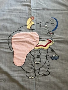 VINTAGE DISNEY DUMBO HAND STITCHED BABY BLANKET REISCH - Picture 1 of 7