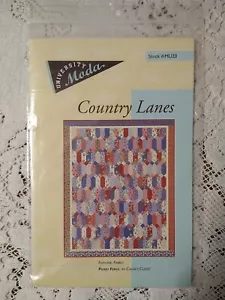 Country Lanes 69"x87" quilt pattern #MU20 from University Moda - Picture 1 of 2