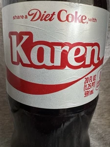 Compartir una Coca-Cola con Karen 2025 Regalo Personalizado Coca~Cola Botella 20oz Dieta - Imagen 1 de 4