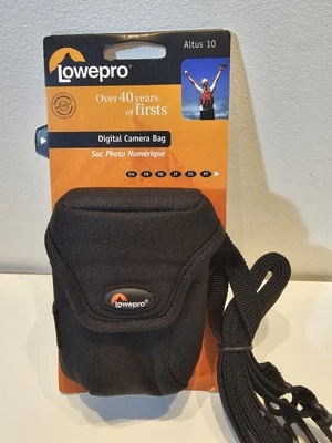 LOWEPRO ALTUS 10 BLACK  DIGITAL CAMERA BAG POUCH STRAP & BELT LOOP BRAND NEW - Image 1 of 4