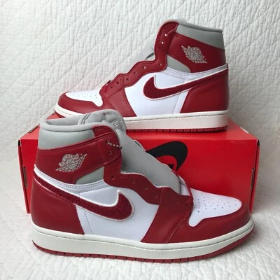 Nike Air Jordan 1 Retro High OG Shoes Women’s SZ 11 Varsity Red DJ4891 061 - Image 1 of 4