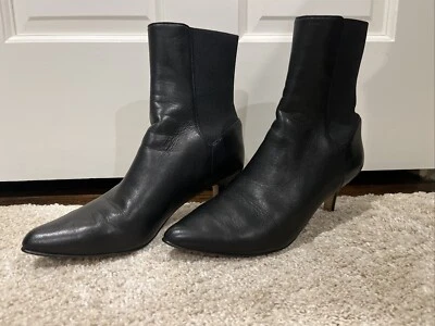 Tacones de cuero negros Joie - puntera y tacón nuevos reparados Foto 1 de 4