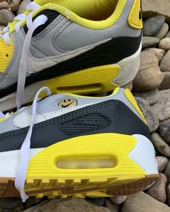 Nike Air Max 90 LTR GS Go The Extra Smile DQ0570 -001 Youth Size 6Y - Picture 1 of 11