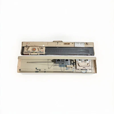Brother KH 830 Knitting Machine From 1976 In Excellent Condition (DQ-8) - Image 1 of 4