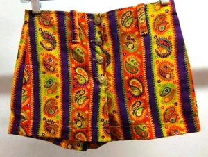 1970s Hot Pants Petite Jr Shorts Purple Paisley 70s Stones Wear World Of Fashion - Picture 1 of 16