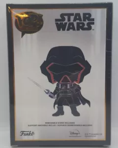 Funko POP! Star Wars Karre - Emaille Pin mit abnehmbarem Ständer - Disney - NEU - Bild 1 von 11
