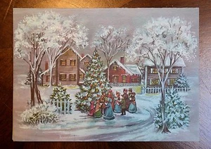 Vintage UNUSED Christmas Card GLITTER PINK VILLAGERS AROUND TREE MidCentury - Foto 1 di 4