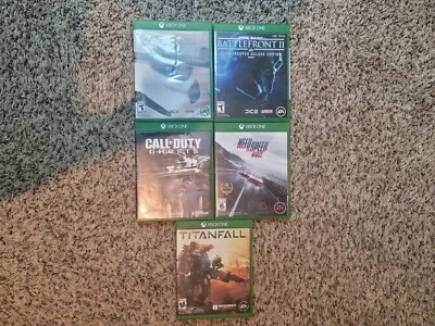 Lote de cinco (5) videojuegos de disco Xbox One Foto 1 de 4