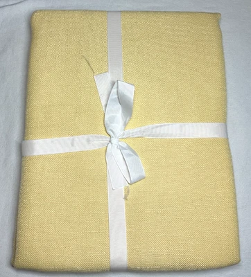 Laura Ashley TABLECLOTH ESME YELLOW 60 X 102 SEATS 10-12 100% POLYESTER NIP - Image 1 of 2
