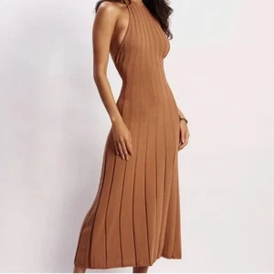 Vestido midi halter Meshki Adrienne para mujer S tejido acanalado espalda abierta otoño informal - Imagen 1 de 12