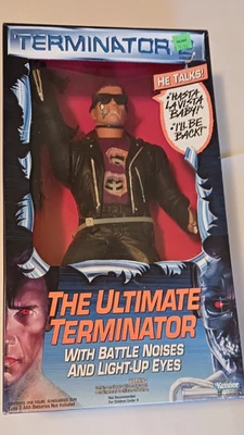 Kenner Terminator 2 The Ultimate Terminator With Battle Noises And Light Up Eyes - Image 1 of 4