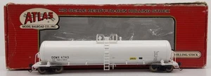 Atlas 20000091 HO Scale Dow Chemical 20,700 Gallon Tank Car #4743 LN/Box - Imagen 1 de 3