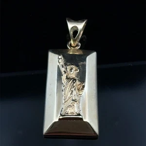 Colgante Hueco Estatua de la Libertad Oro Amarillo 10K 1,6 gramos (WCP034468) - Imagen 1 de 5