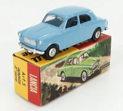 MODELLINO AUTO EPOCA STATICO LANCIA APPIA III SERIES 1959 BLU SCALA 1/48 - Immagine 1 di 4