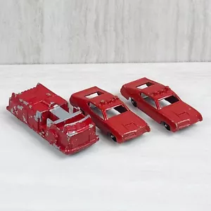VINTAGE MIDGE TOY 2.5" RED DIE-CAST FIRE ENGINE & CARS - LOT OF 3 - Picture 1 of 7