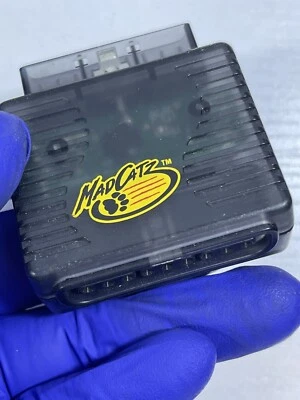 Mad Catz PlayStation 2 Dual Force Phaser DVD/CD Wireless Remote Adapter ONLY - Image 1 of 4