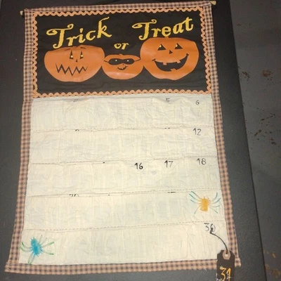 Vtg Hanging Pocket Halloween Cloth Advent Calendar. Unique, Fun, Reusable - Image 1 of 4